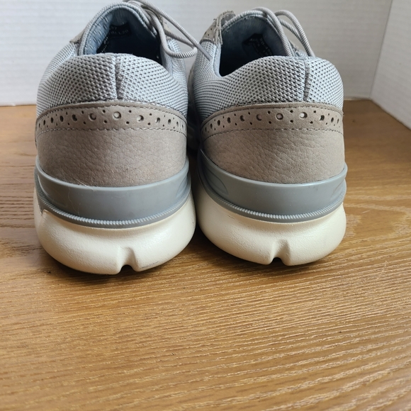 Johnston and Murphy Men's Classic Wingtip Oxford Dress Shoes,Size:11 Color: Grey - Picture 11 of 16